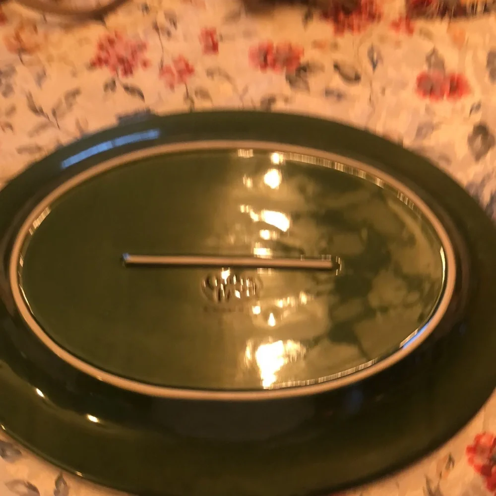 Cracker Barrel Green Christmas Tree Serving Platter Plate PEACE EARTH Majolica